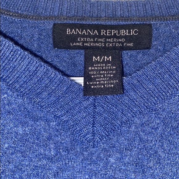 Blue Banana Republic Women’s Cropped Sweater - Picture 4 of 4